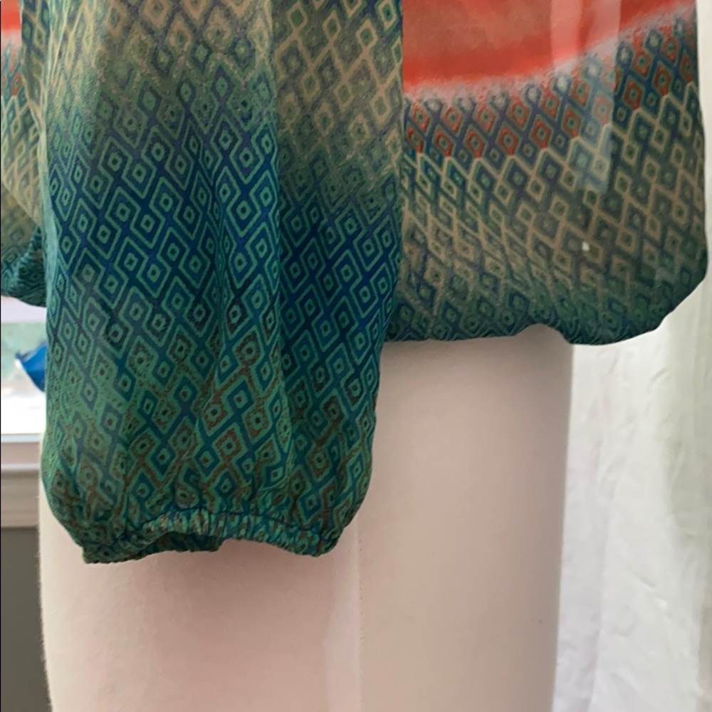 New Direction Sheer Top - Picture 5 of 6